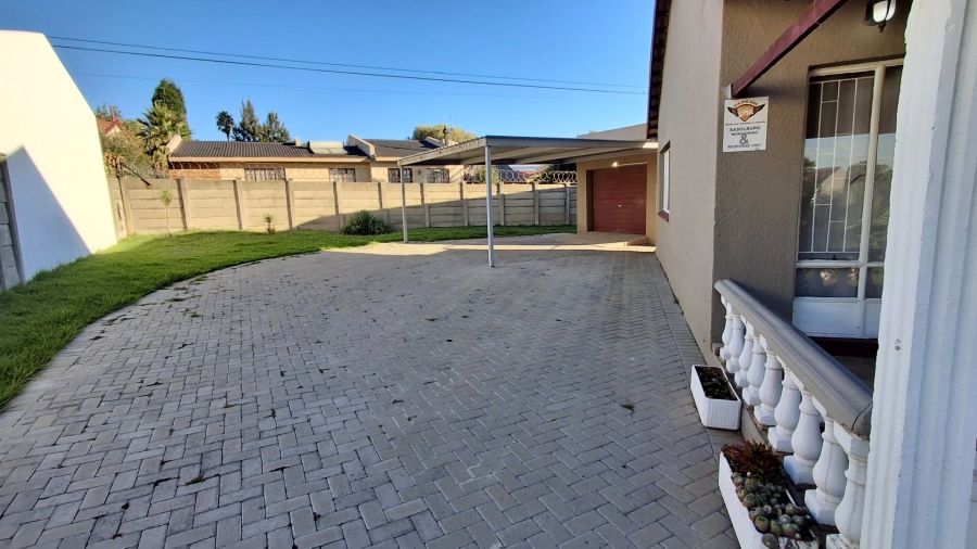 3 Bedroom Property for Sale in Sasolburg Ext 11 Free State